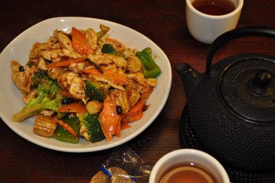 Hunan Chicken at Chen Chinese Cuisine Crystal Lake